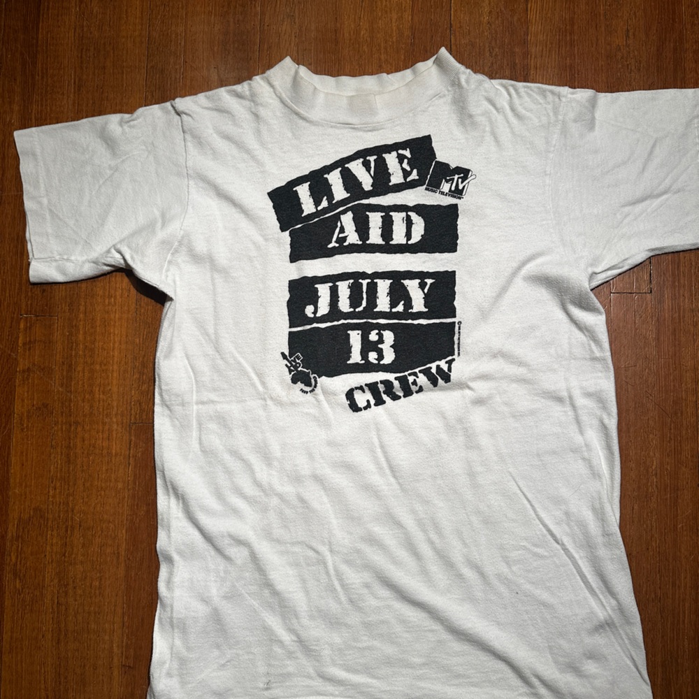 MTV White Short Sleeve Tee - Picture 2 of 4